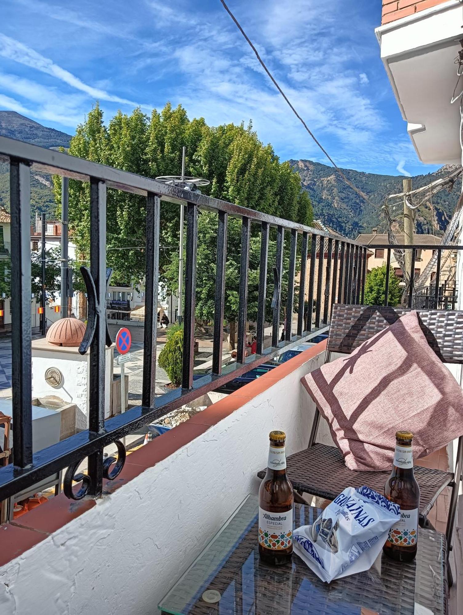 La Casa De La Plaza Appartement Guejar Sierra Buitenkant foto